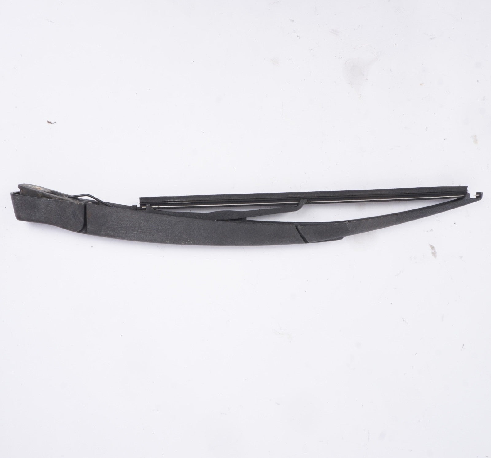 06-11  OEM Mercedes W164 ML320 ML500 Rear Windshield Wiper Arm 80007277
