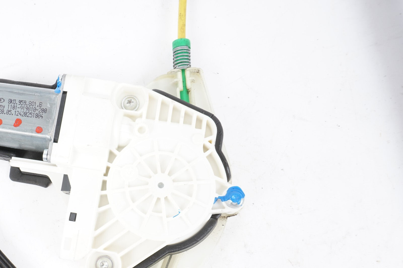11-17 AUDI A8L REAR RIGHT PASSENGER SIDE WINDOW REGULATOR & MOTOR OEM