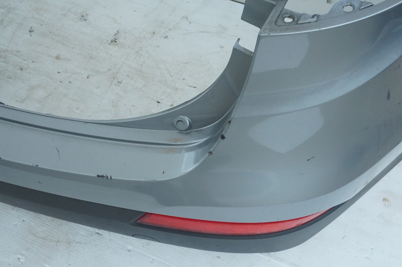 2013-2016 HYUNDAI SANTA FE REAR BUMPER COVER OEM