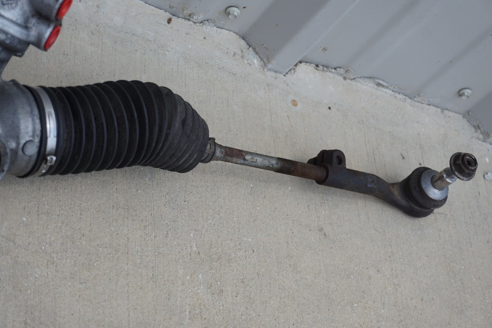 2008 - 2013 BMW 328i Front Lower Power Steering Rack & Pinion 6777459 OEM
