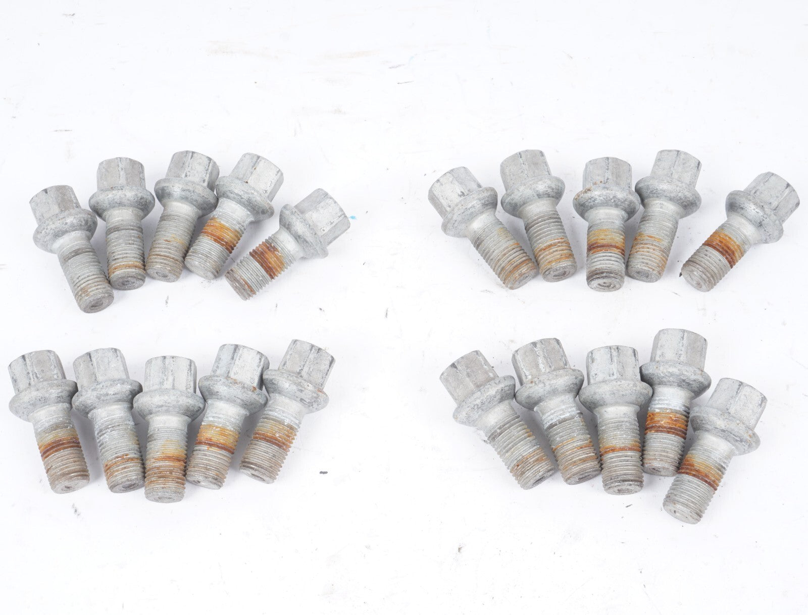 11-17 Mercedes W207 E350 E400 E550 Wheel Lug Bolt SET of 20 OEM
