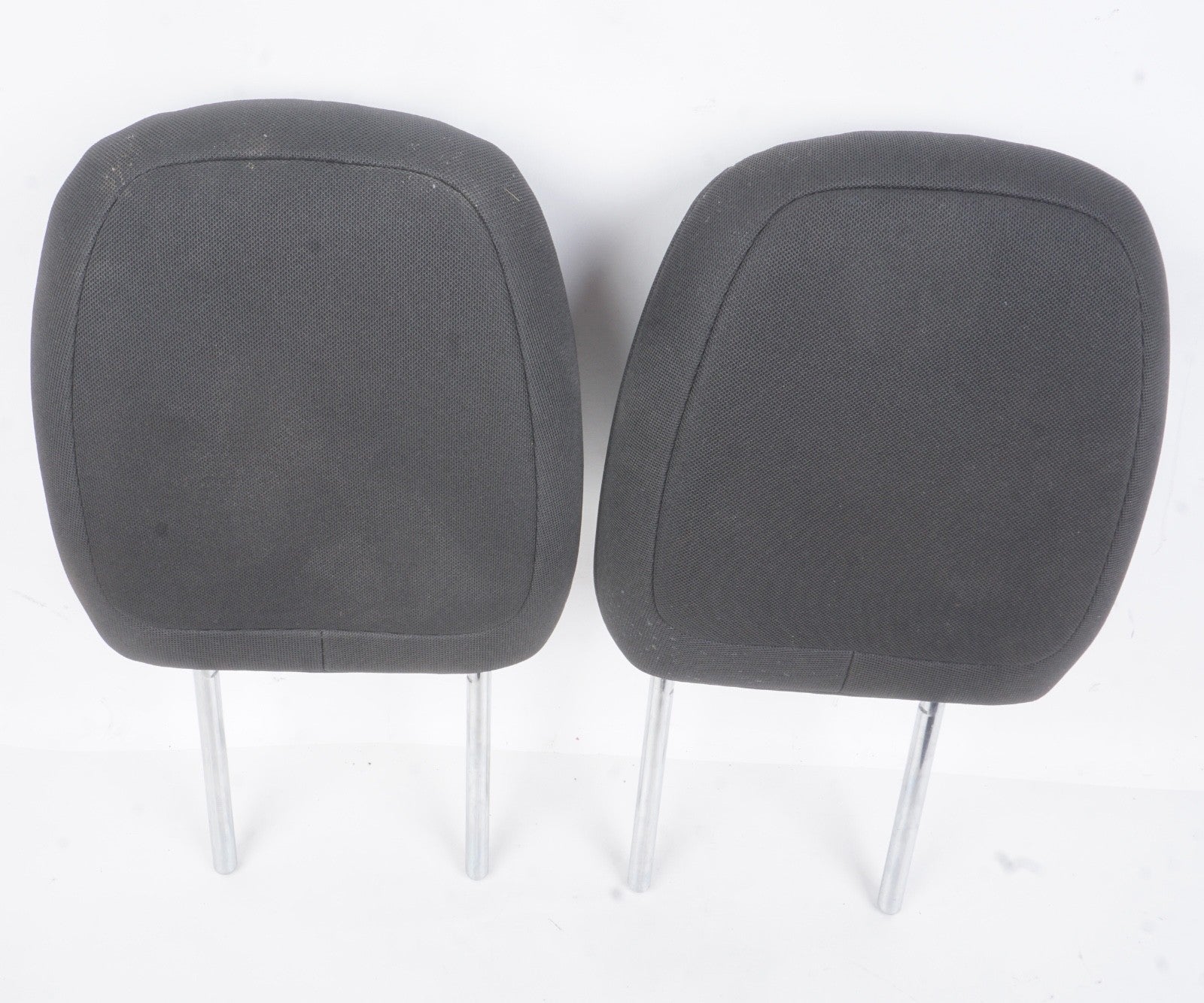 2018 - 2023 Jeep Renegade Front Left And Right Seat Head Rest Headrest OEM