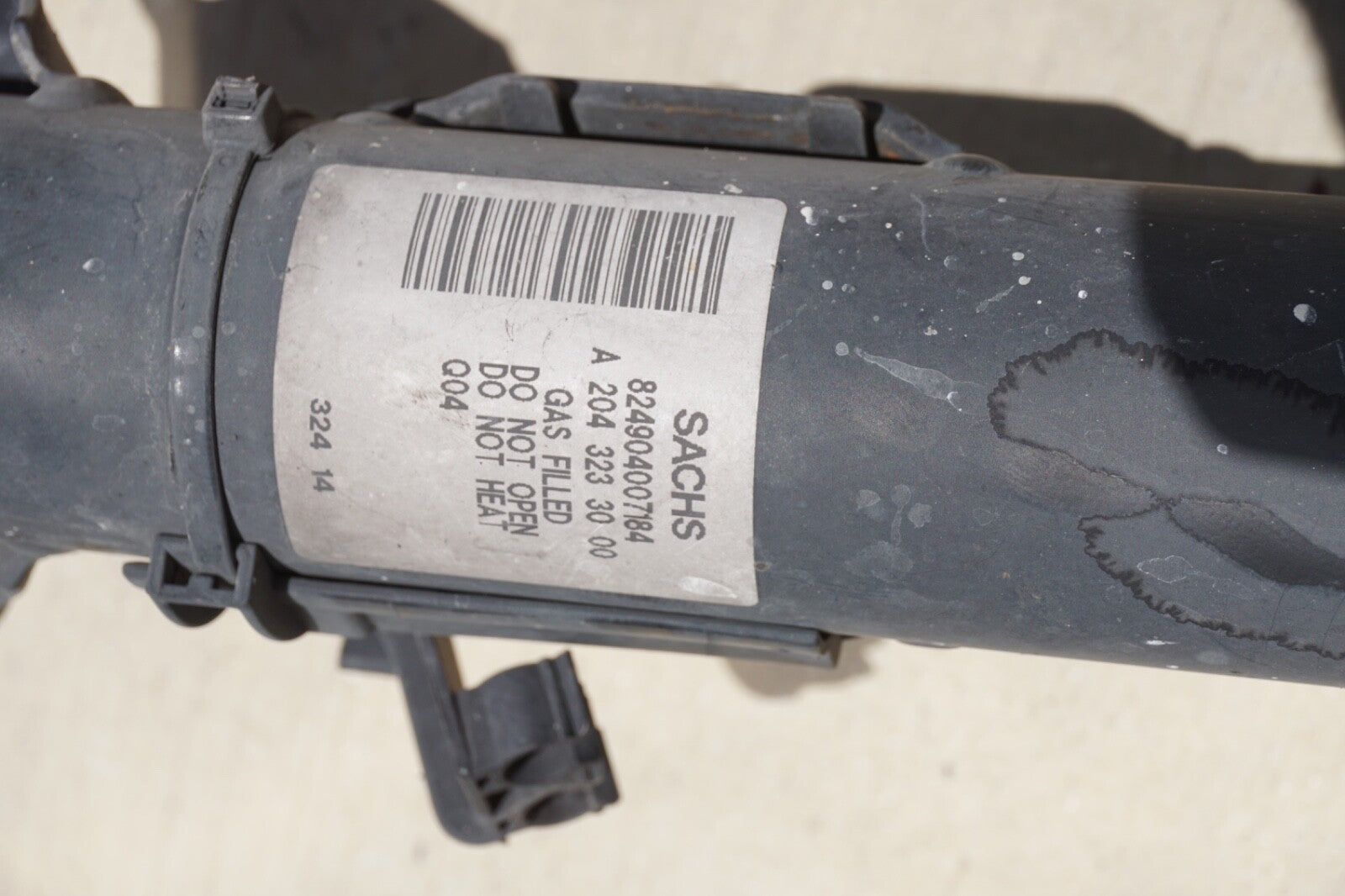 2014 2015 MERCEDES E400 COUPE OEM FRONT STRUT ASSEMBLY DRIVER RIGHT  2043233000