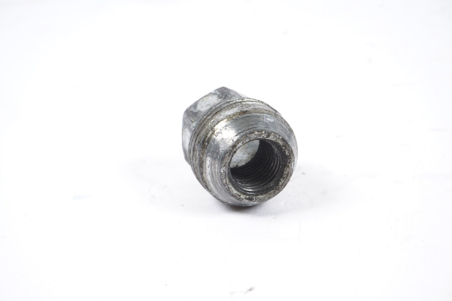 24 Factory Lugnuts Lug Nuts Escalade Suburban Tahoe Yukon Genuine GM OEM Wheel
