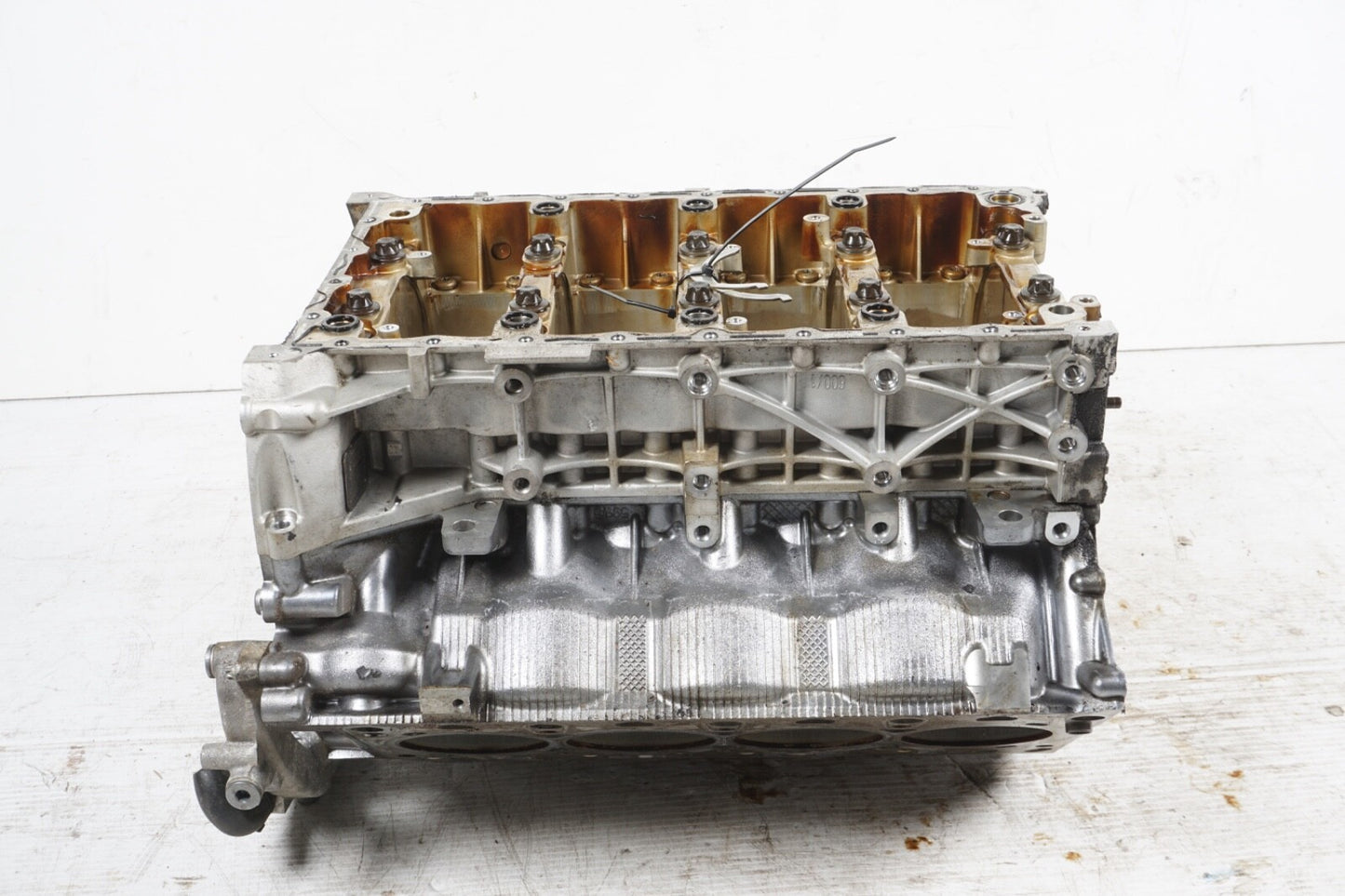 2009 - 2018 PORSCHE CAYENNE 4.8L 8 CYLINDER CYLINDER BLOCK CRANKCASE 948101113
