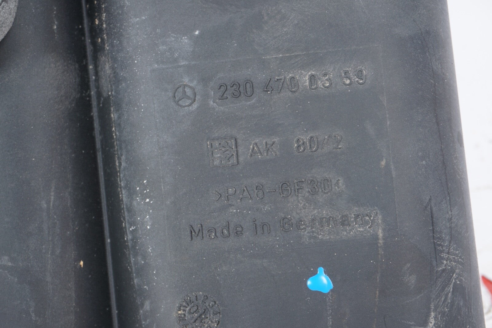 03-08 Mercedes R230 SL500 SL550 Fuel Evap Vapor Charcoal Canister 2304700359 OEM