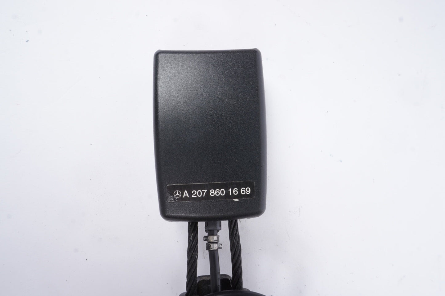 10-17 Mercedes W207 E350 E550 Front Right Seat Belt Buckle Black Oem