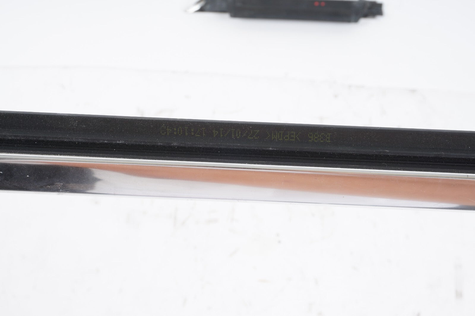 2014-2019 MASERATI GHIBLI FRONT RIGHT PASSENGER SIDE WINDOW BELT MOLDING SET OEM