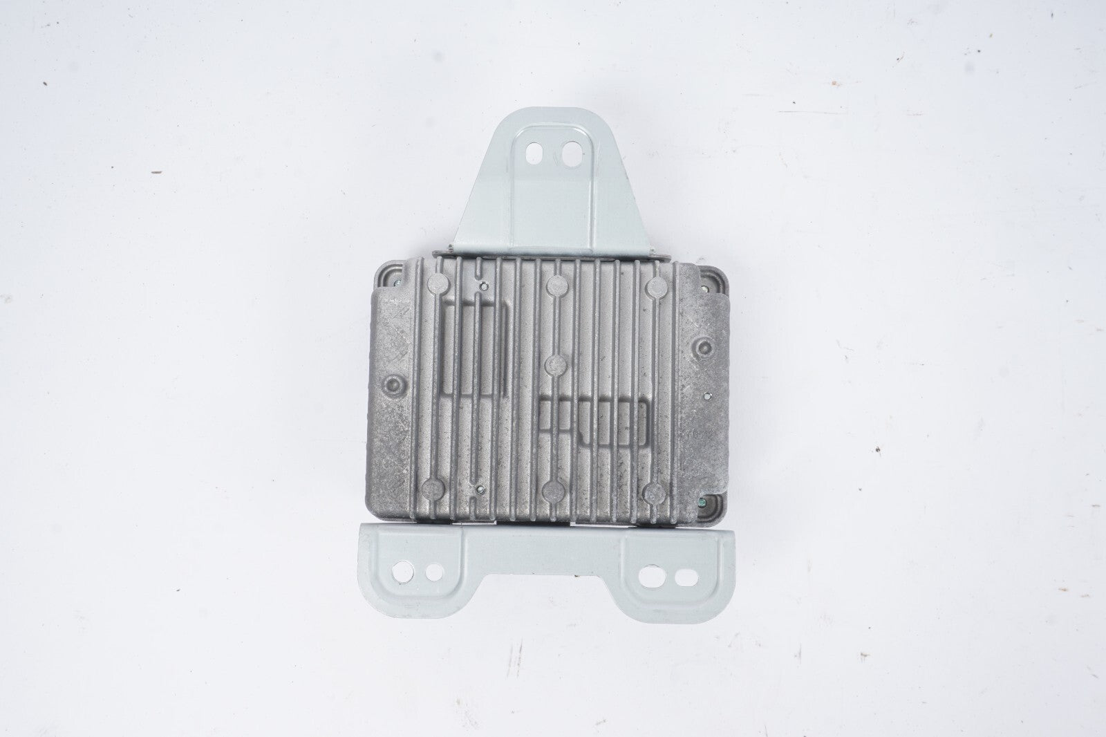 10-13 Mercedes W221 S550 S63 Ac Dc Power Inverter Converter A1669820020 OEM