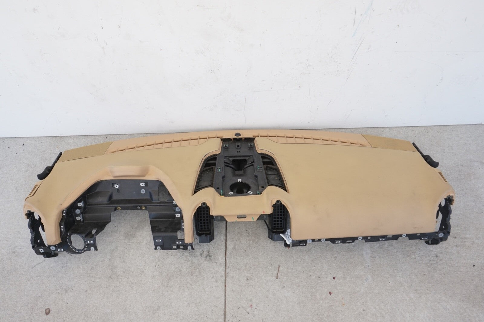 2011 -  2018 PORSCHE CAYENNE TAN DASH PANEL COVER DASHBOARD OEM