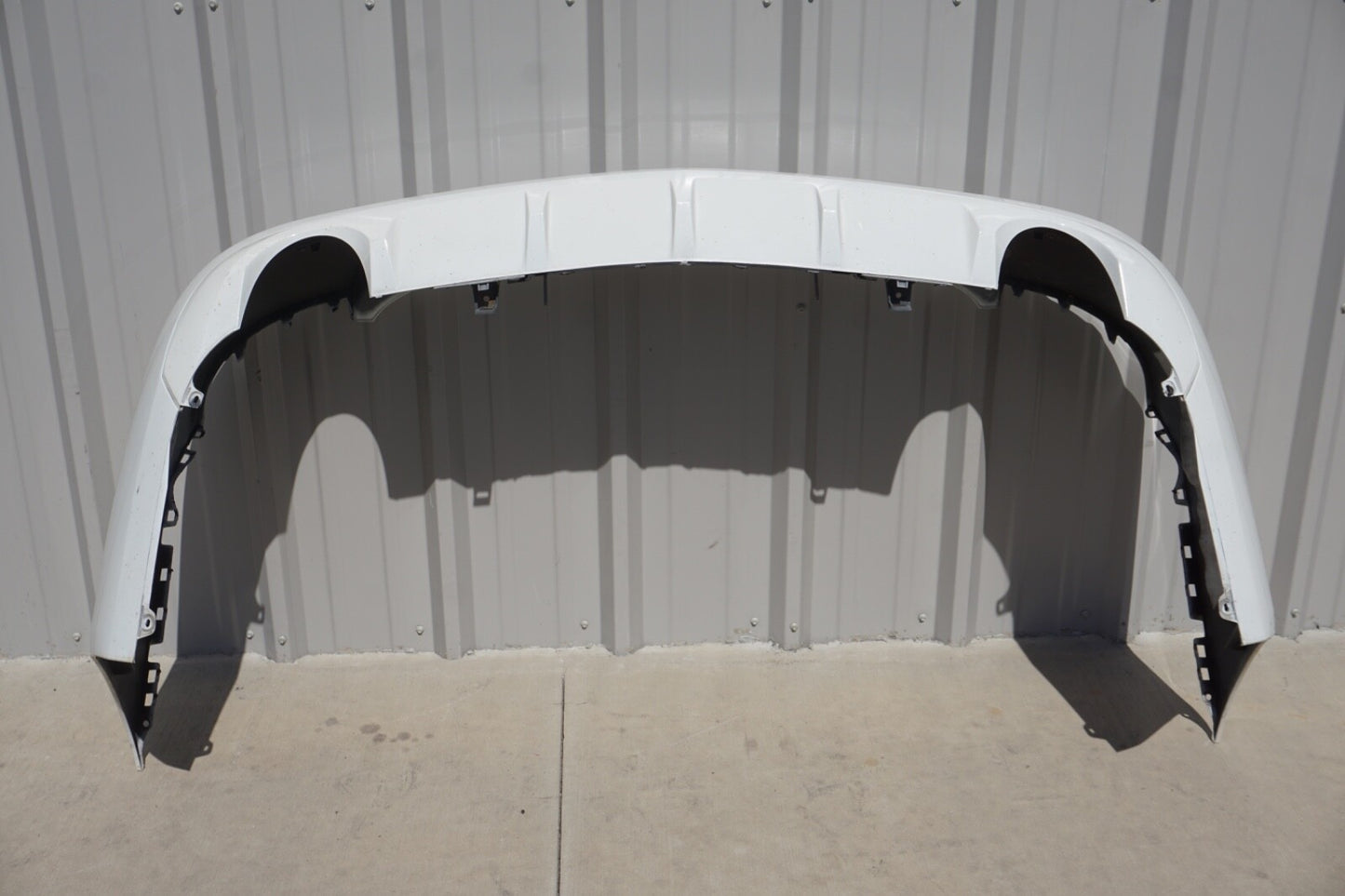 2010 2011 2012 2013 MERCEDES E350 CONVERTIBLE  COUPE REAR BUMPER COVER OEM