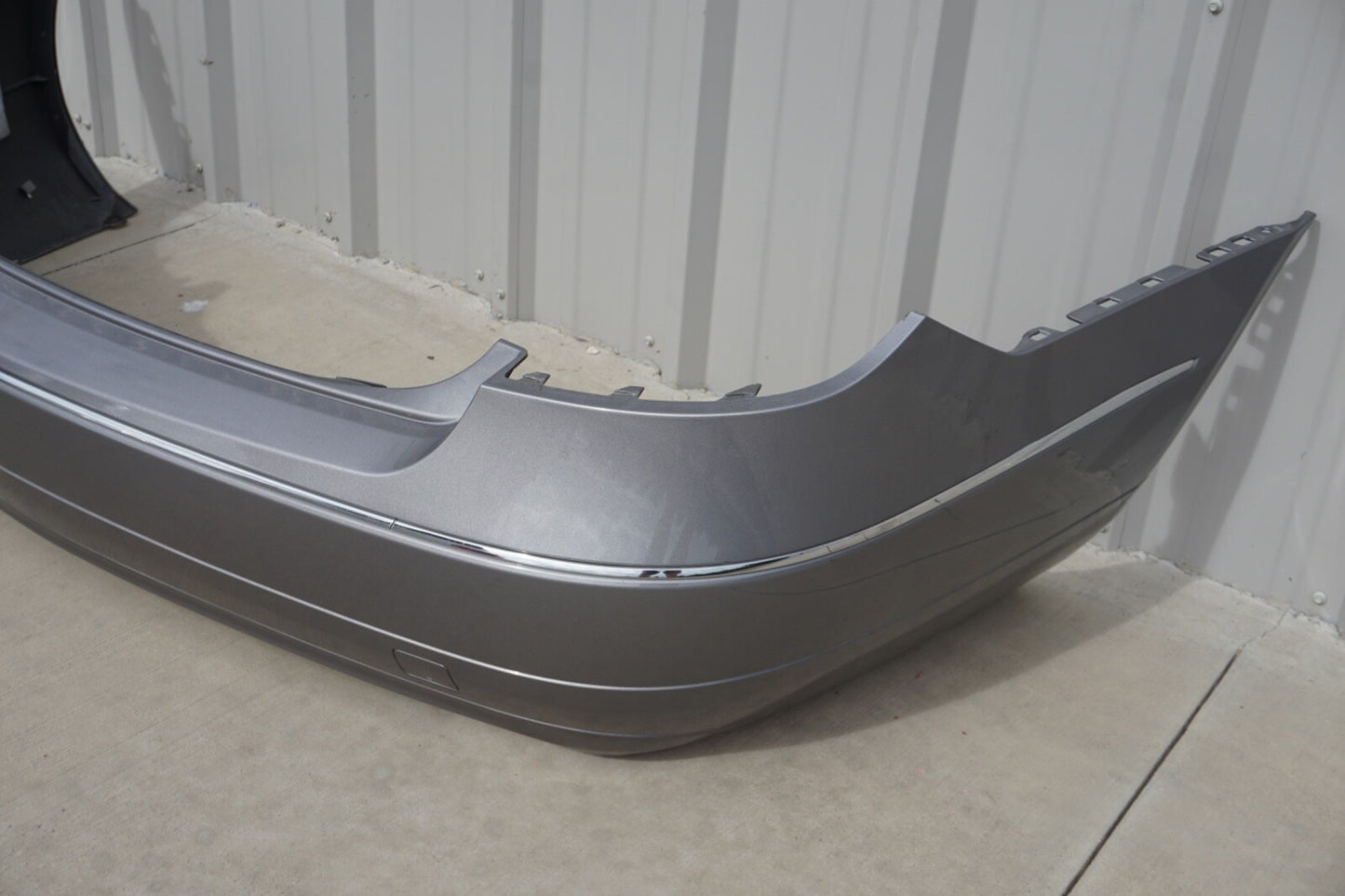 2010 2011 2012 2013 MERCEDES E350 CONVERTIBLE  COUPE REAR BUMPER COVER OEM