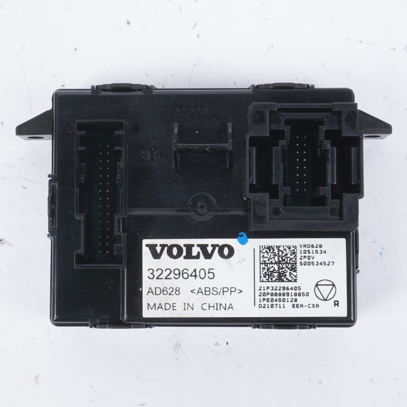 2021-2023 Polestar 2 Center Console Climate Hvac Control Module 32296405  OEM
