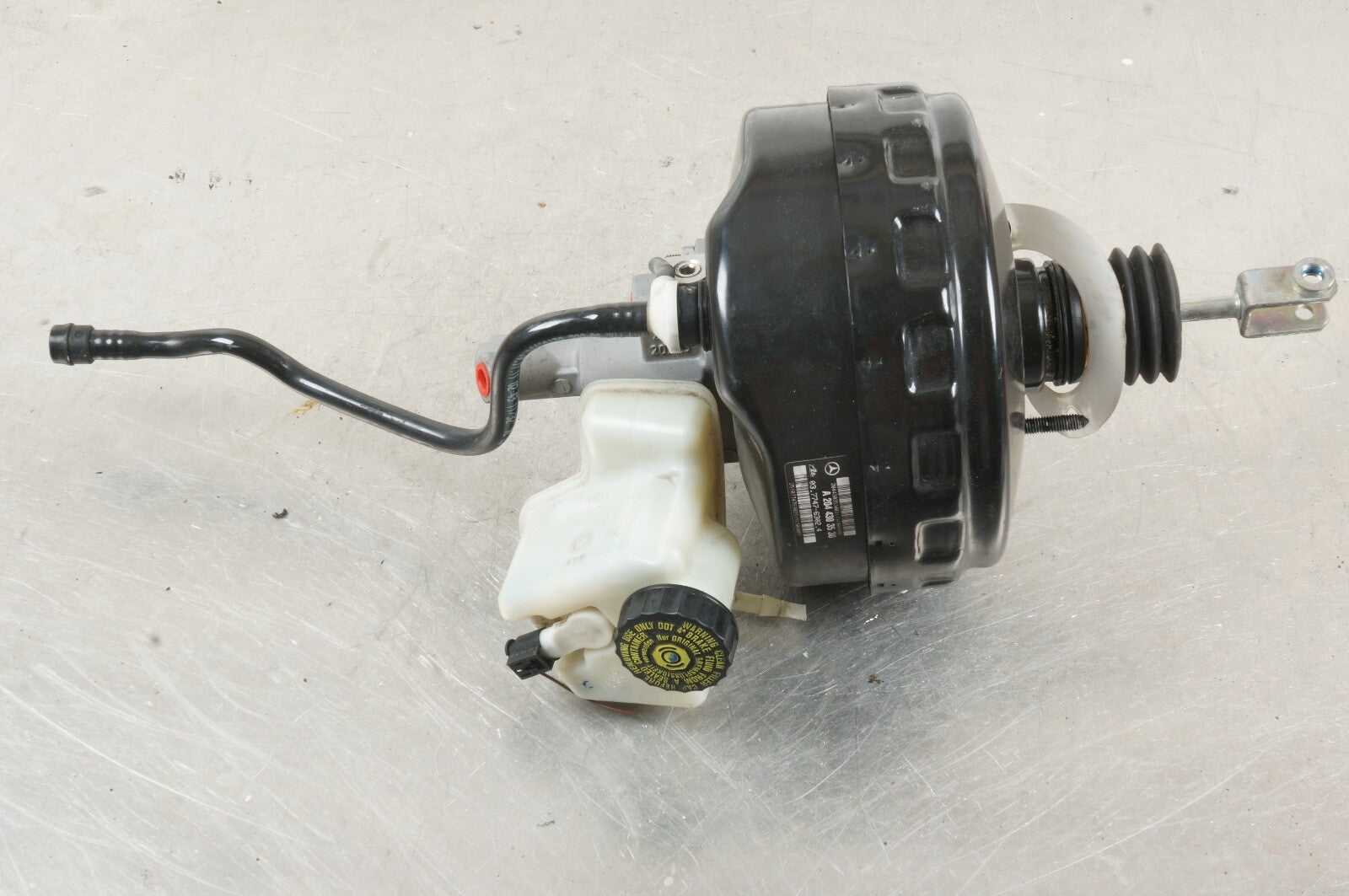 08-15 Mercedes W212 E350 C250 C350 Power Brake Booster Master Cylinder Reservoir