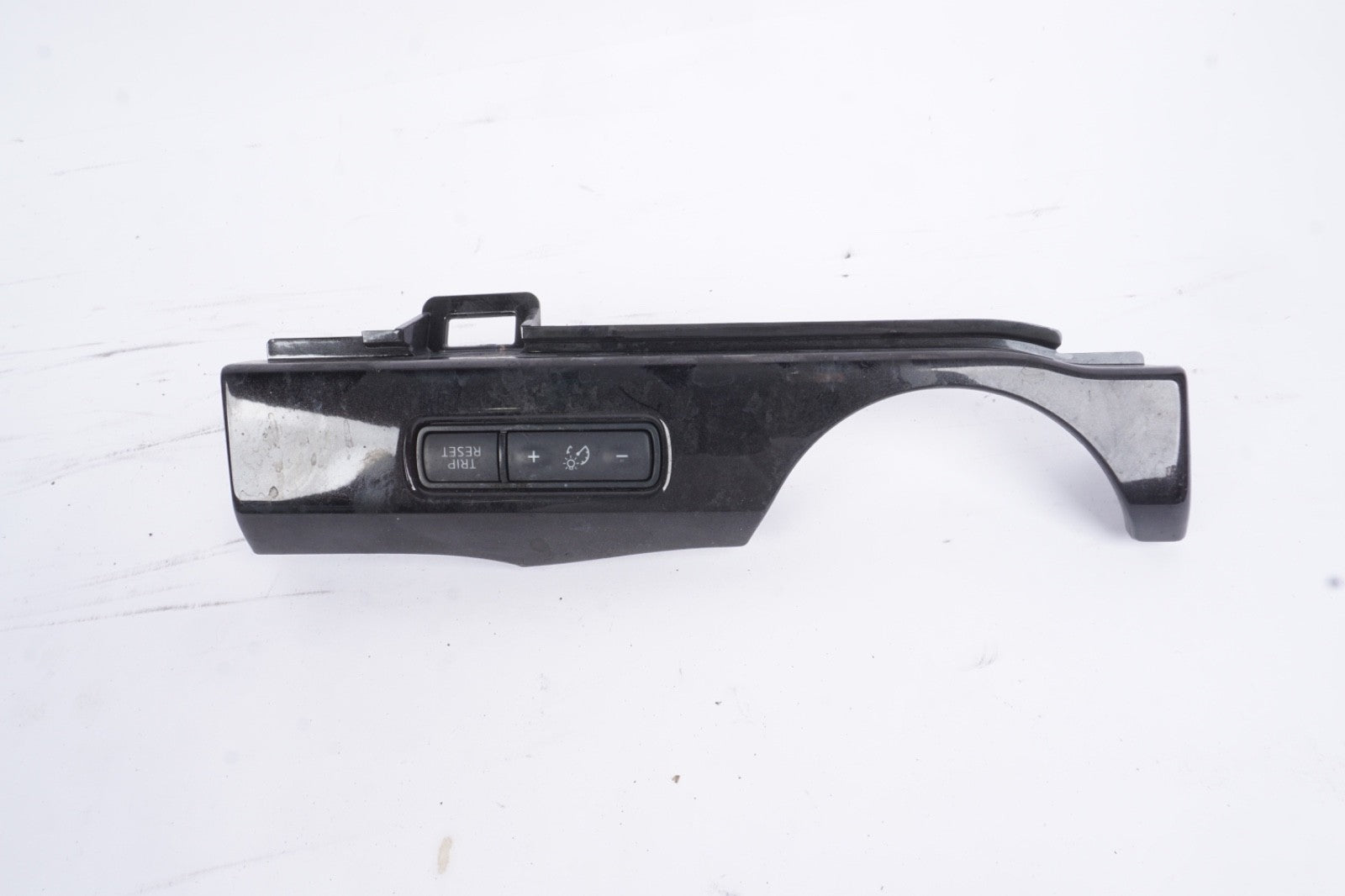 2017 - 2024 NISSAN TITAN DASH LEFT TRIM COVER W/ DIMMER SWITCH OEM 68221EZ00A