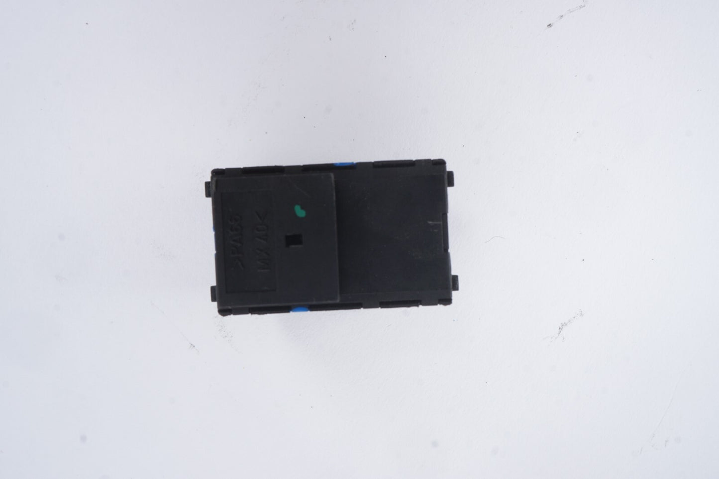 2006 - 2010  BMW 650i E64 Front Right Passenger Seat Lumbar Adjust Switch OEM