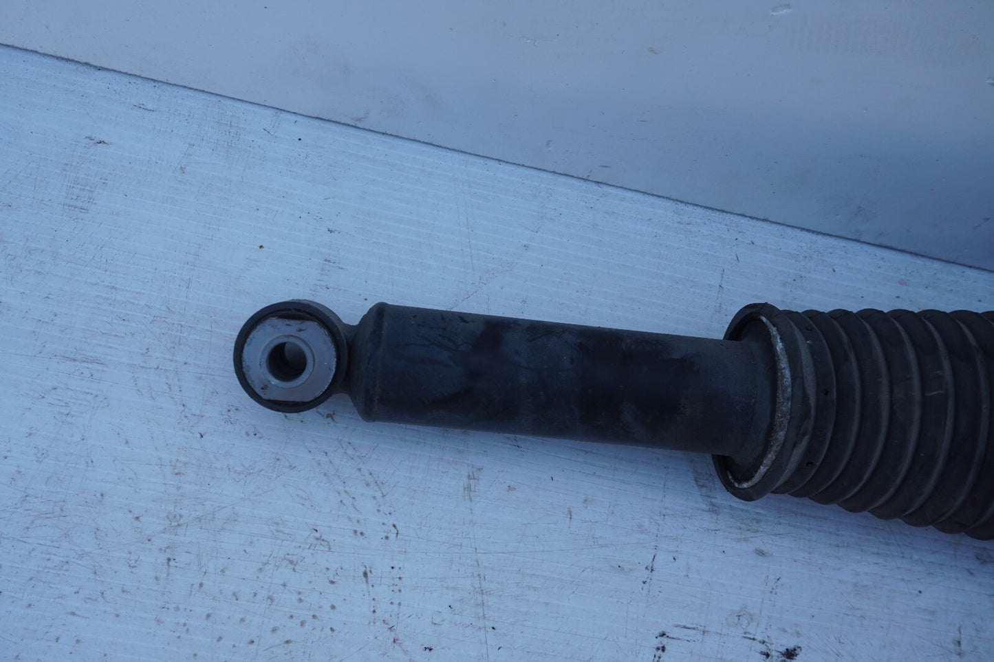 12-17 AUDI A8L A8 3.0L REAR LEFT DRIVER SIDE AIR SHOCK STRUT 4H0616001M OEM