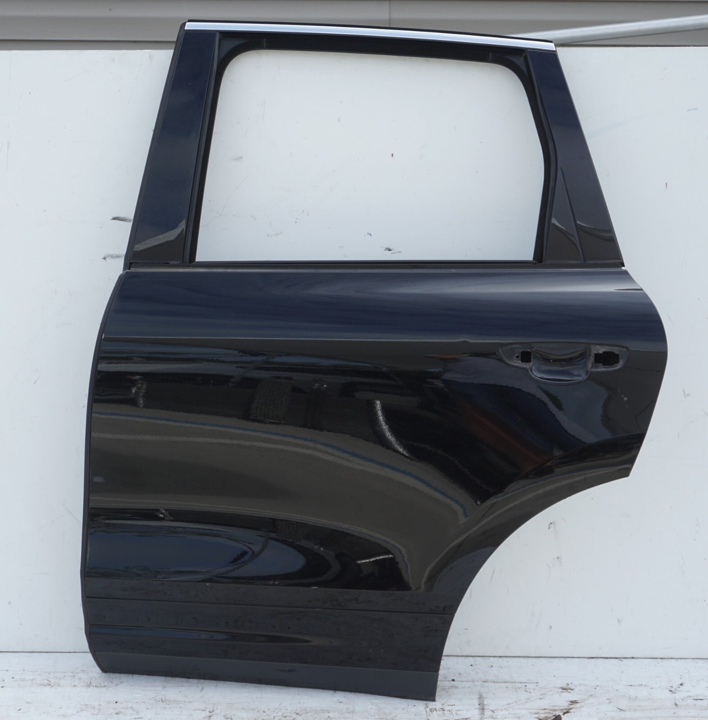 11-18 Porsche Cayenne 958 Rear Left Driver Side Door Shell OEM