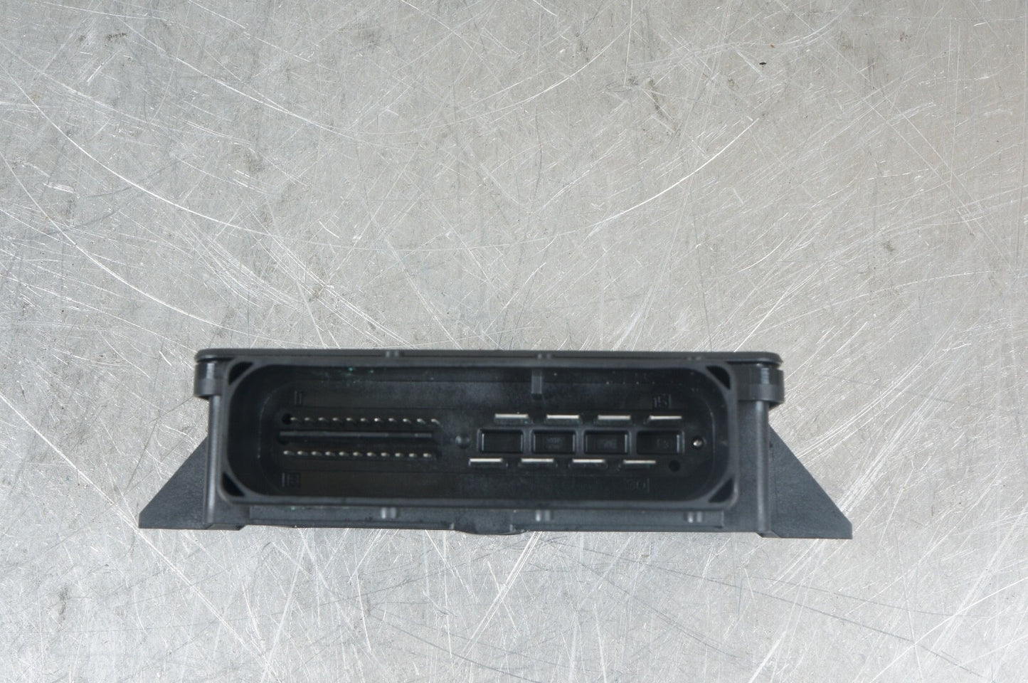2018 - 2019 MERCEDES GLS GLA SL OEM PARKING BRAKE CONTROL MODULE A2469003417