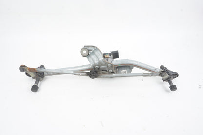 2017-19 ALFA ROMEO STELVIO WINDSHIELD WIPER TRANSMISSION LINKAGE W/ MOTOR OEM