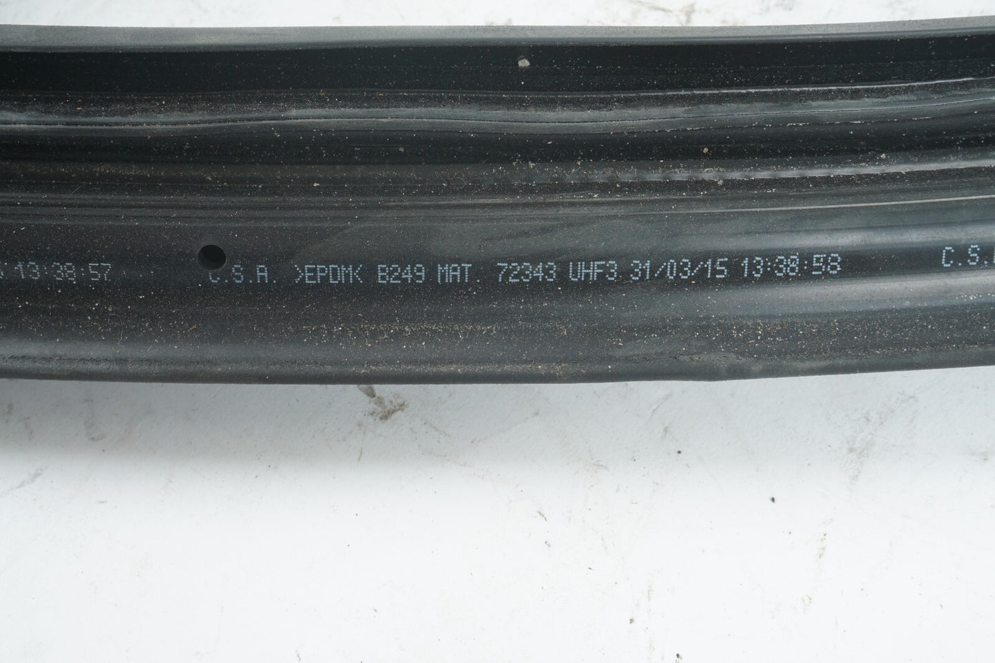 14 -20 MASERATI QUATTROPORTE REAR LEFT DRIVER SIDE DOOR WEATHERSTRIP SEAL OEM