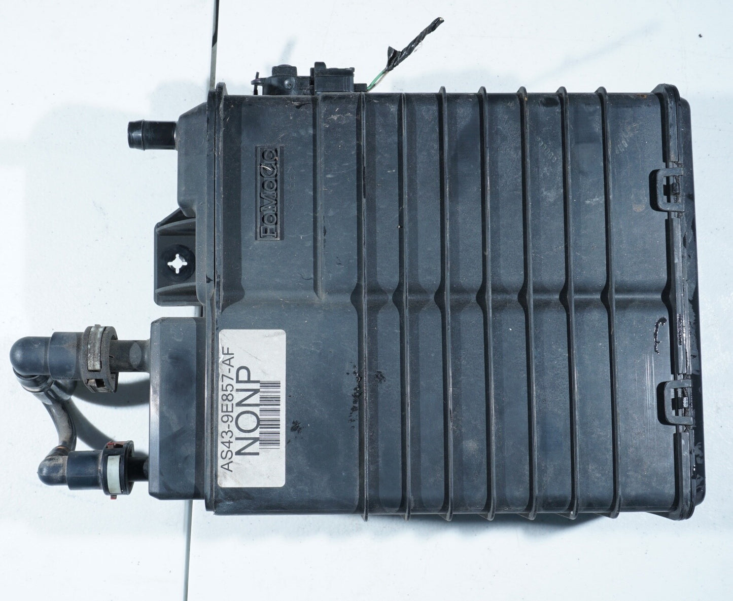 2010-2018 FORD FOCUS 2.0L Fuel Vapor Charcoal Canister 10-18 