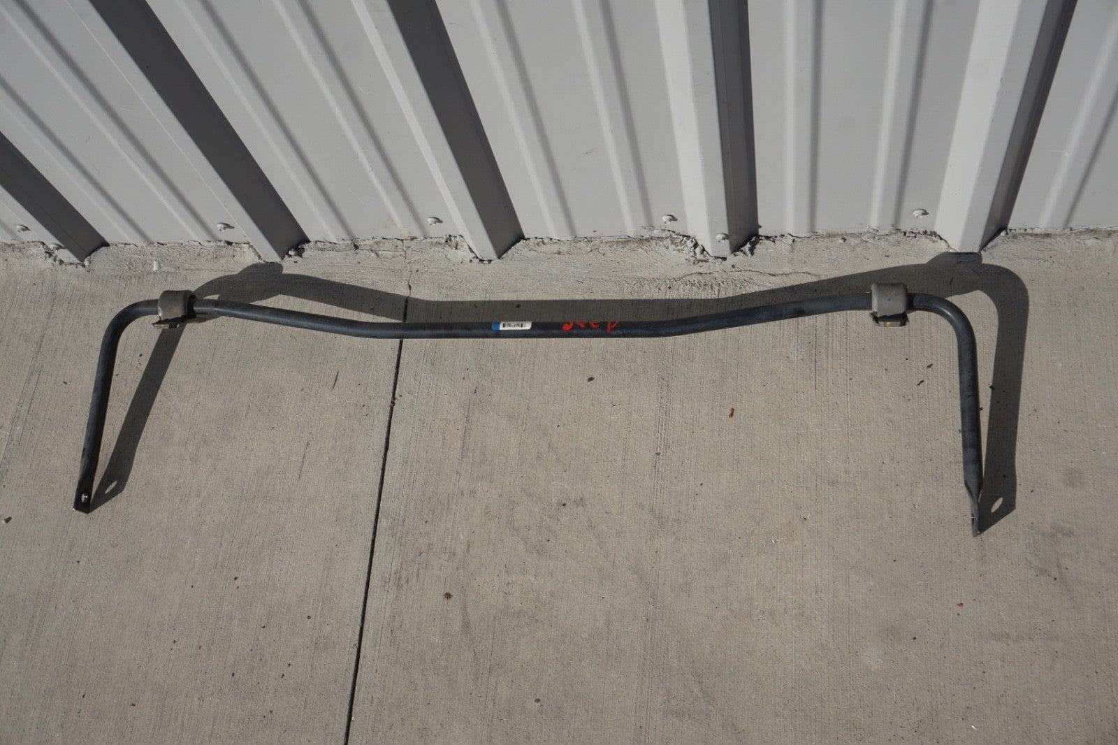 2015 - 2022 Jeep Renegade FWD Rear Suspension Stabilizer Anti Roll Sway Bar OEM