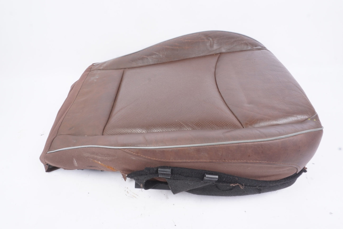 2016 - 2018 Fiat 500X Front Left Seat Lower Bottom Seat Cushion OEM
