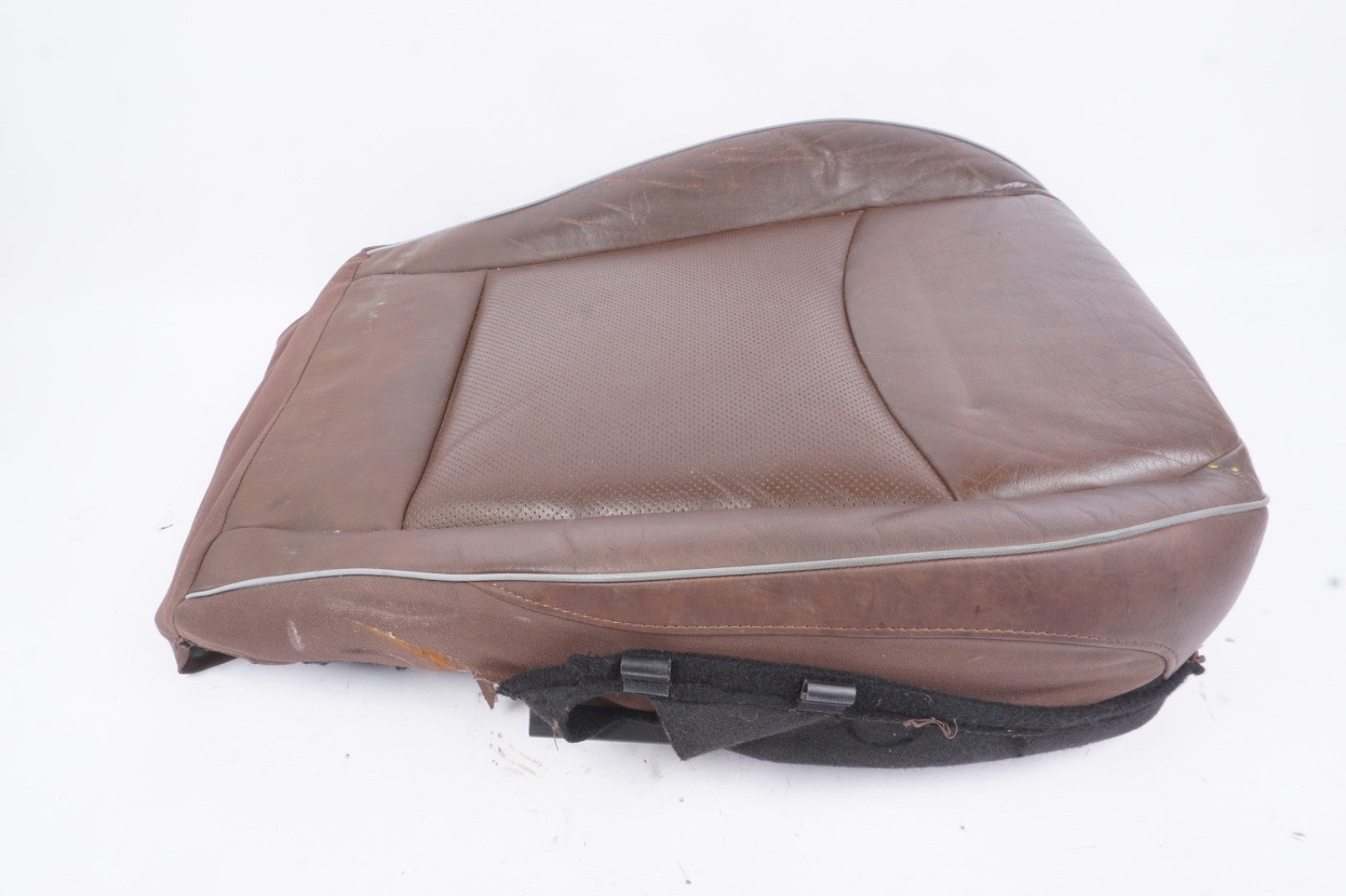2016 - 2018 Fiat 500X Front Left Seat Lower Bottom Seat Cushion OEM