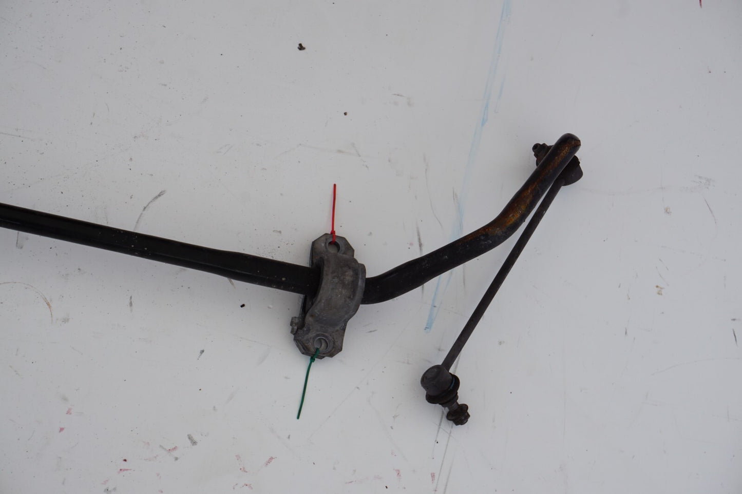 2012 - 2018 BMW 650i RWD FRONT SWAY BAR STARBILIZER  OEM
