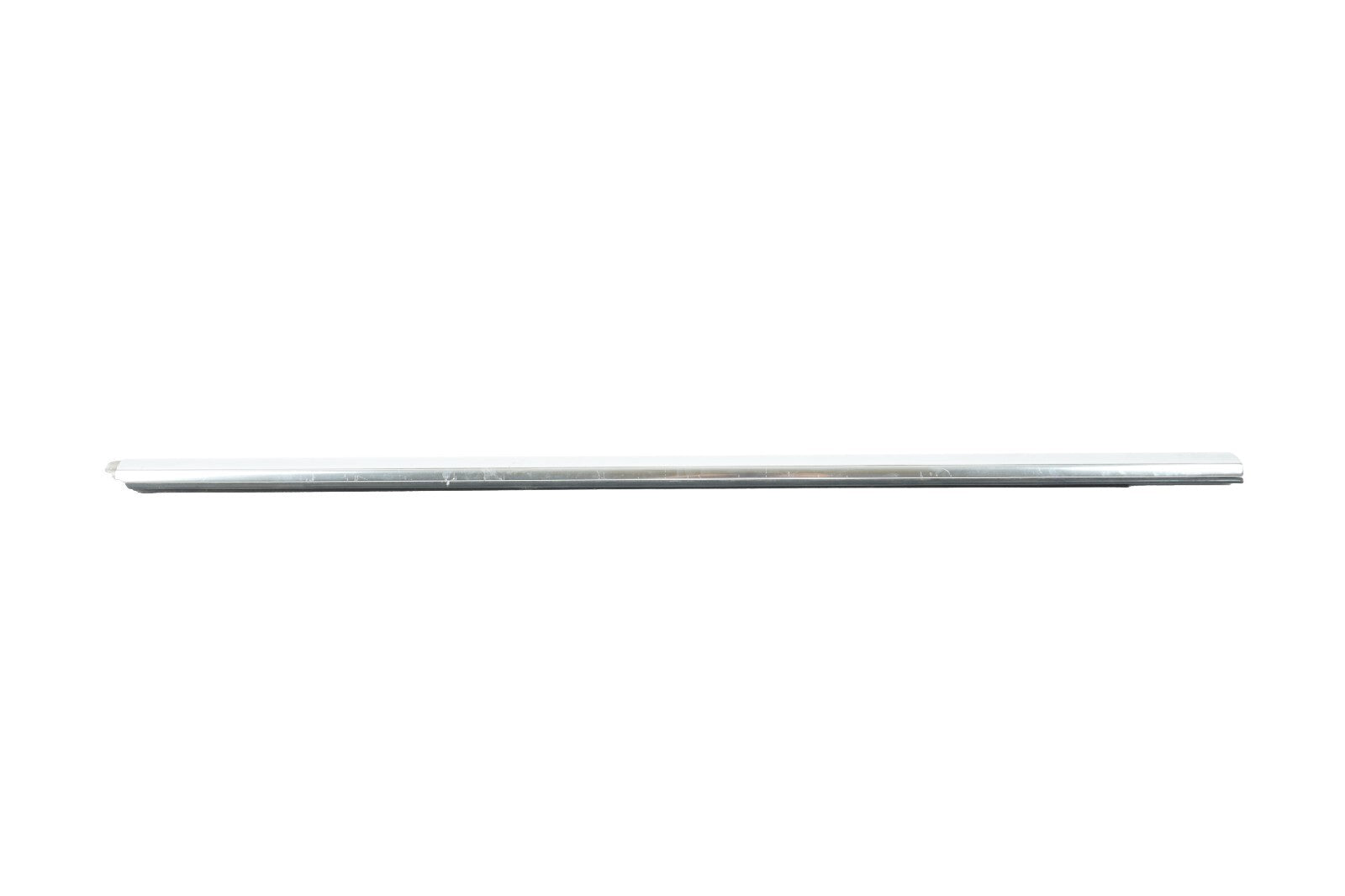 14-17 MASERATI QUATTROPORTE FRONT RIGHT PASSENGER DOOR WINDOW BELT CHROME OEM