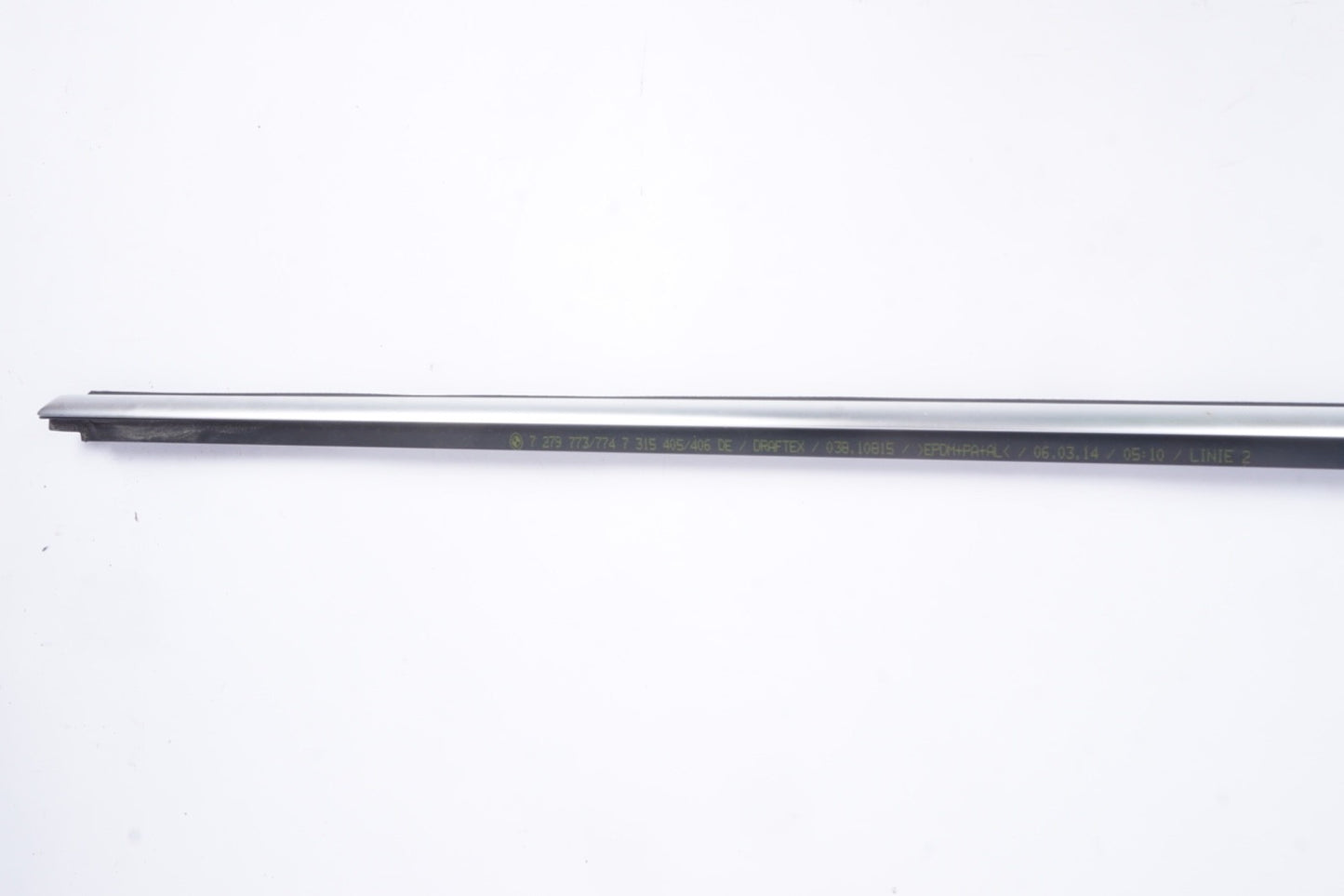 2014-2020 BMW 4728i 430I 435i FRONT RIGHT PASSENGER DOOR WINDOW BELT MOLDING OEM