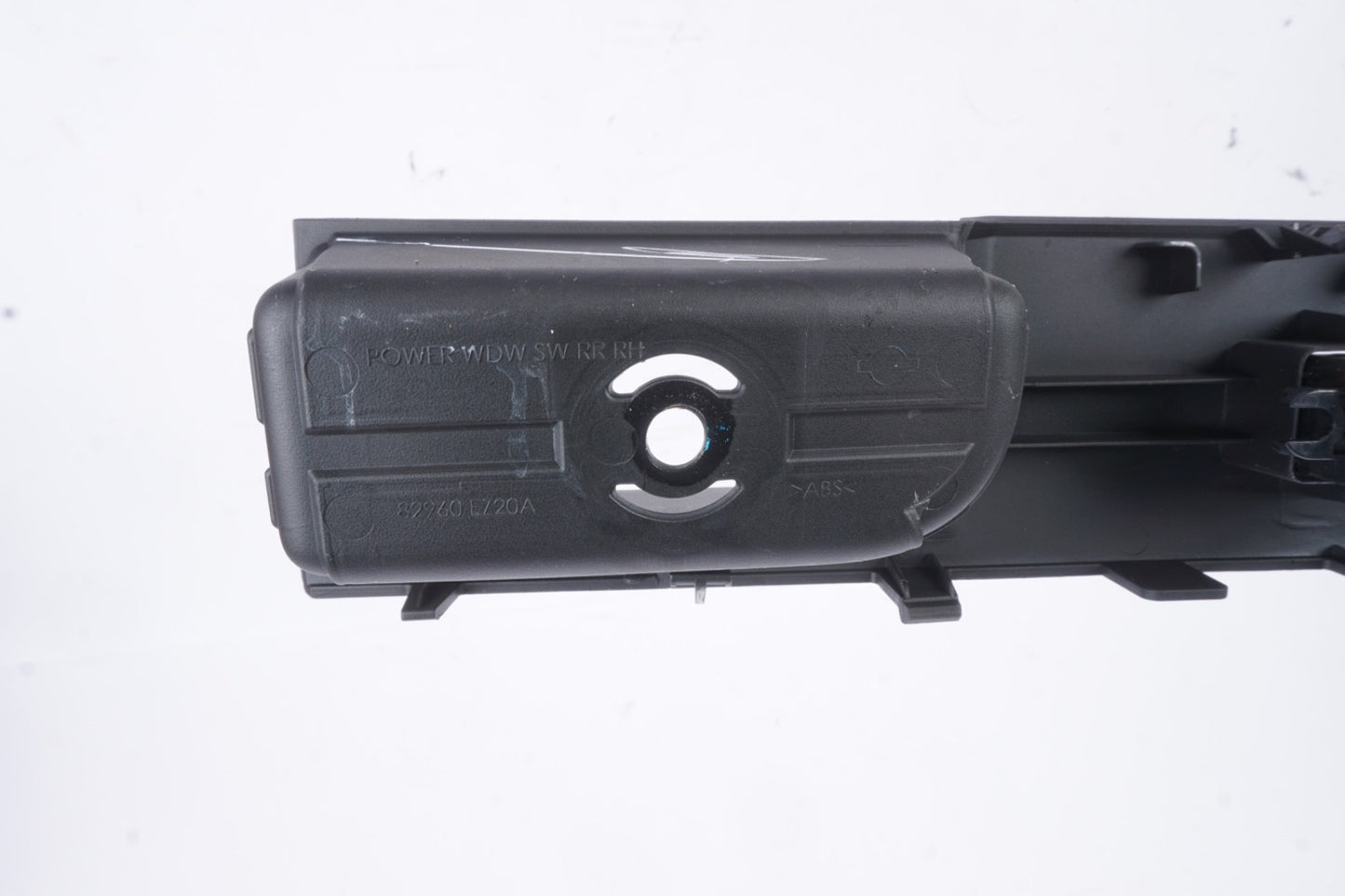 2019-2024 NISSAN TITAN REAR RIGHT PASSENGER SIDE DOOR WINDOW CONTROL SWITCH OEM