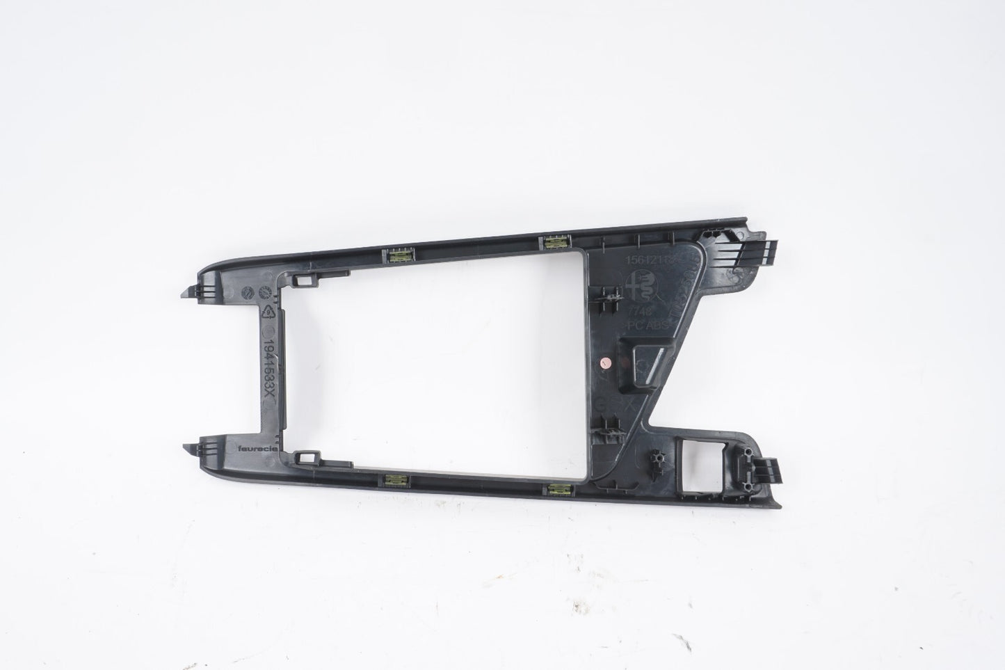 17 - 21 Alfa Romeo Giulia FRONT CENTER CONSOLE ARMREST COVER BEZEL TRIM OEM