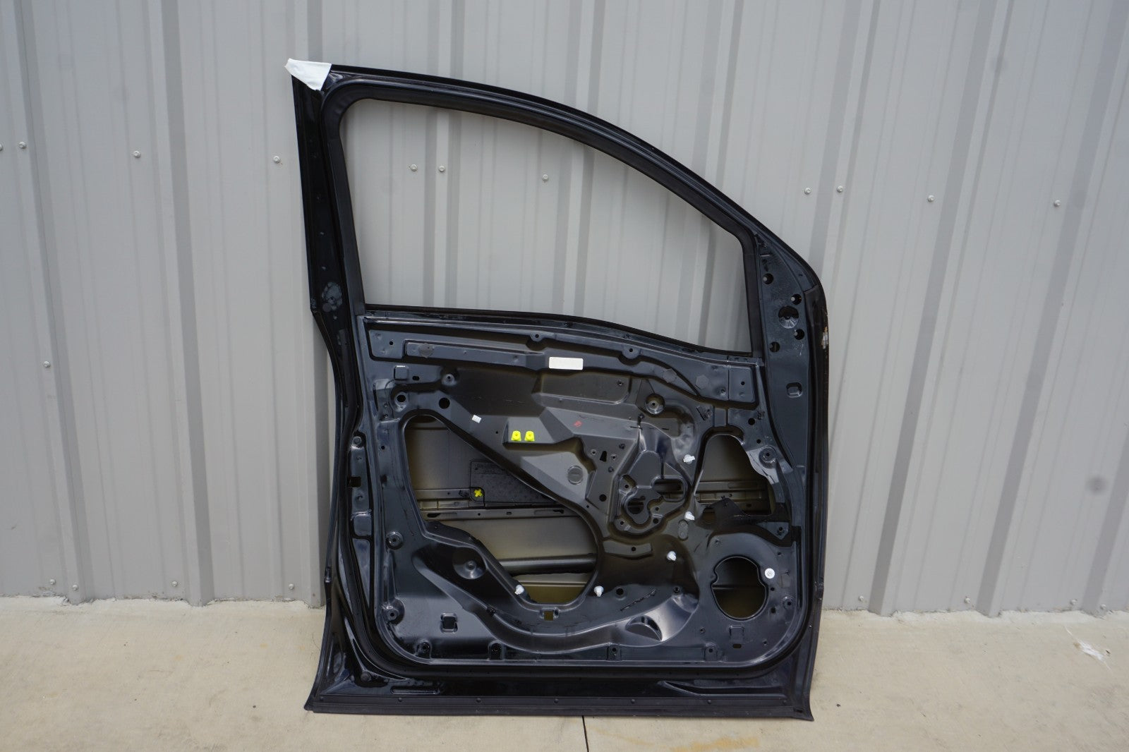 2018 - 2024 NISSAN TITAN XD FRONT LEFT DOOR SHELL COVER PANEL OEM
