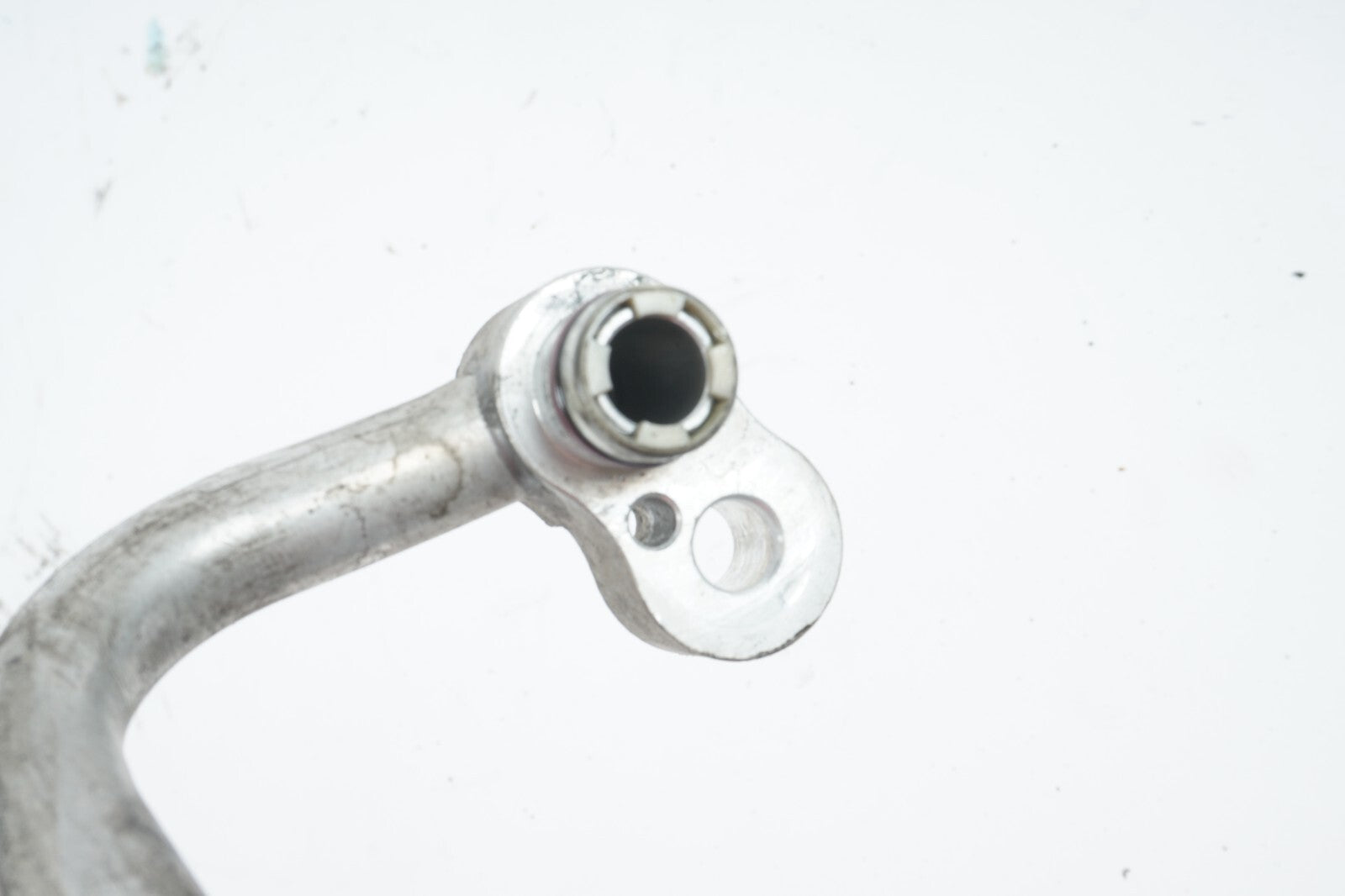 2012 - 2016 BMW 650i AC PIPE HOSE LINE 9119995 OEM