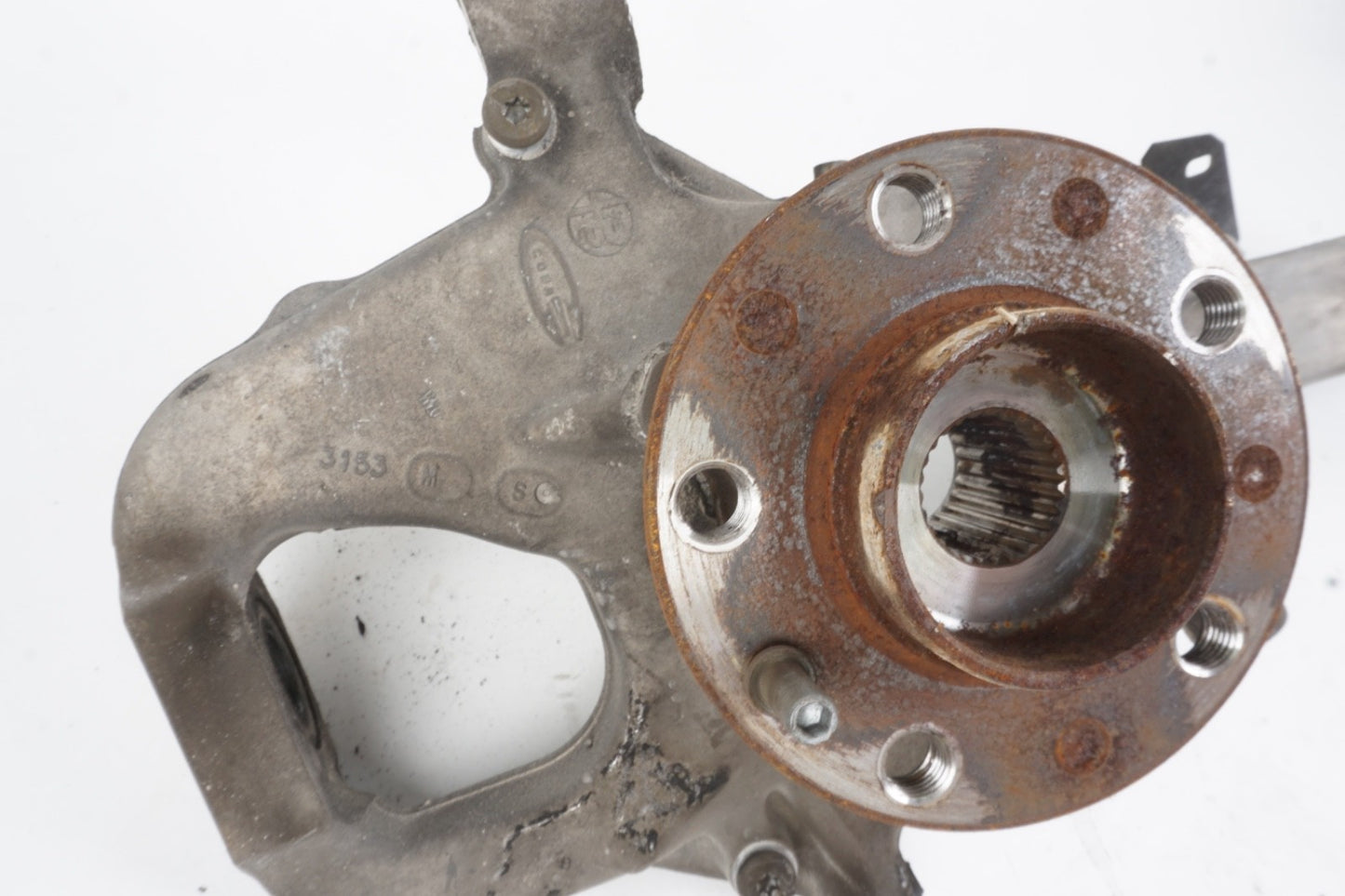 2018 - 2019 ALFA ROMEO STELVIO 2.0L AWD SPINDLE KNUCKLE HUB FRONT LEFT 51k