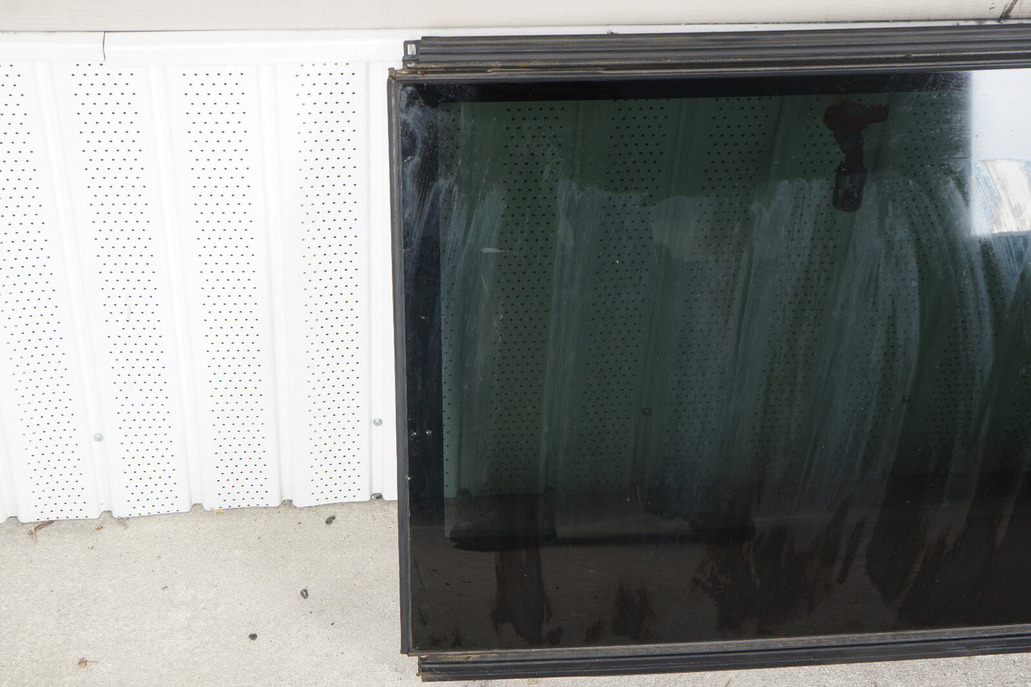 2007 - 2009 AUDI Q7 CENTER SUNROOF GLASS PANEL 989716210 OEM