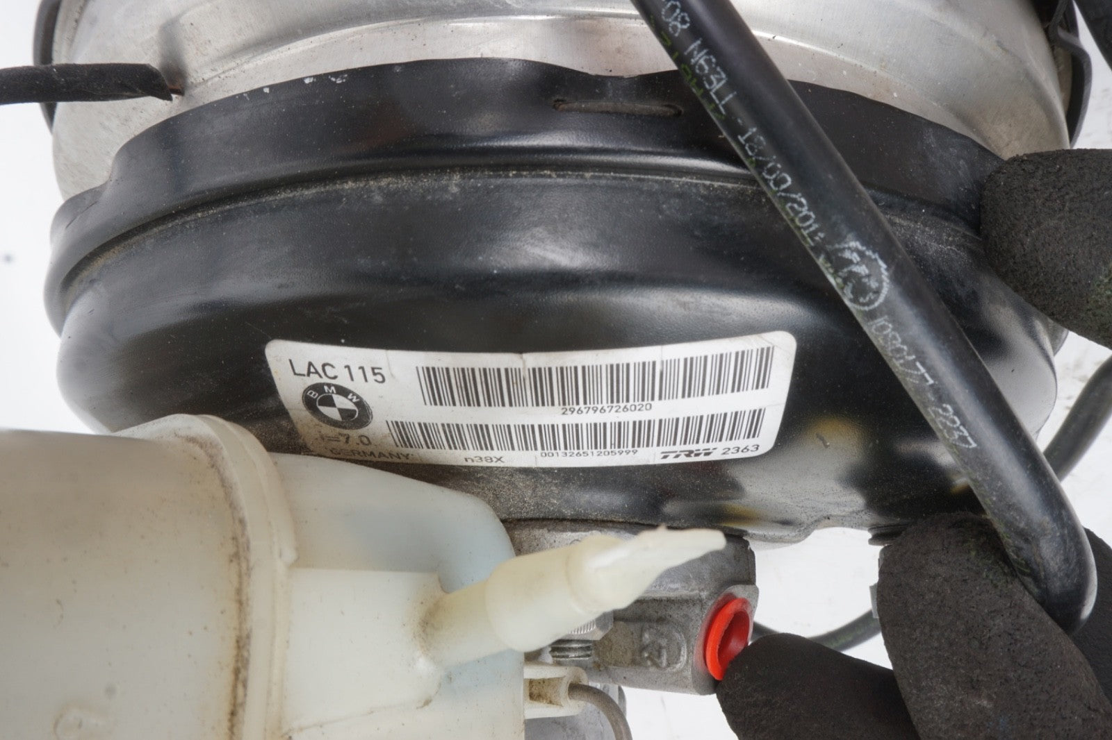 2012 - 2018 BMW 650I F06 4.4L V8 BRAKE BOOSTER MASTER CYLINDER OEM