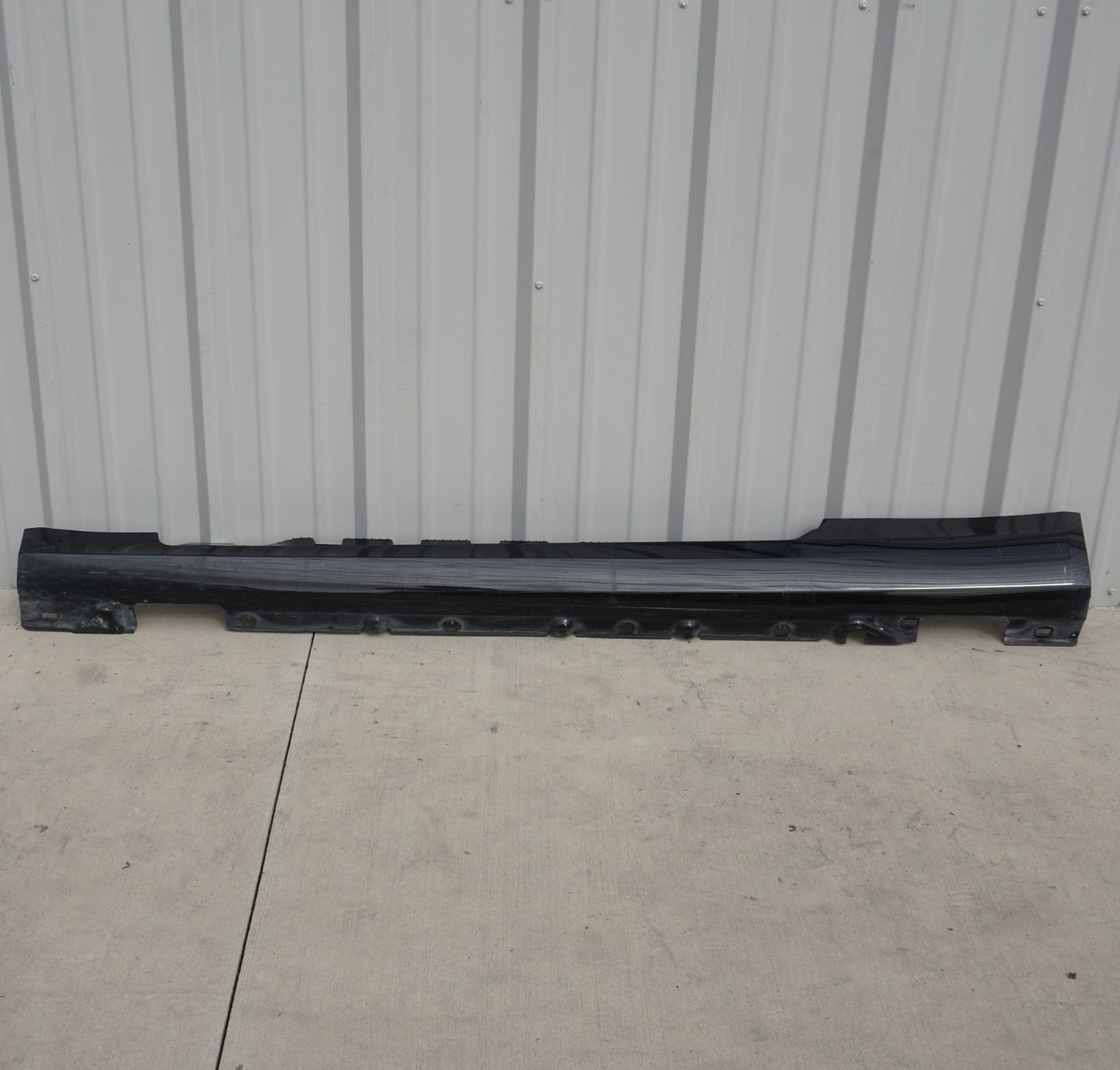 10-17 Mercedes W207 E350 Coupe Left Driver Side Rocker Panel Skirt Molding  OEM