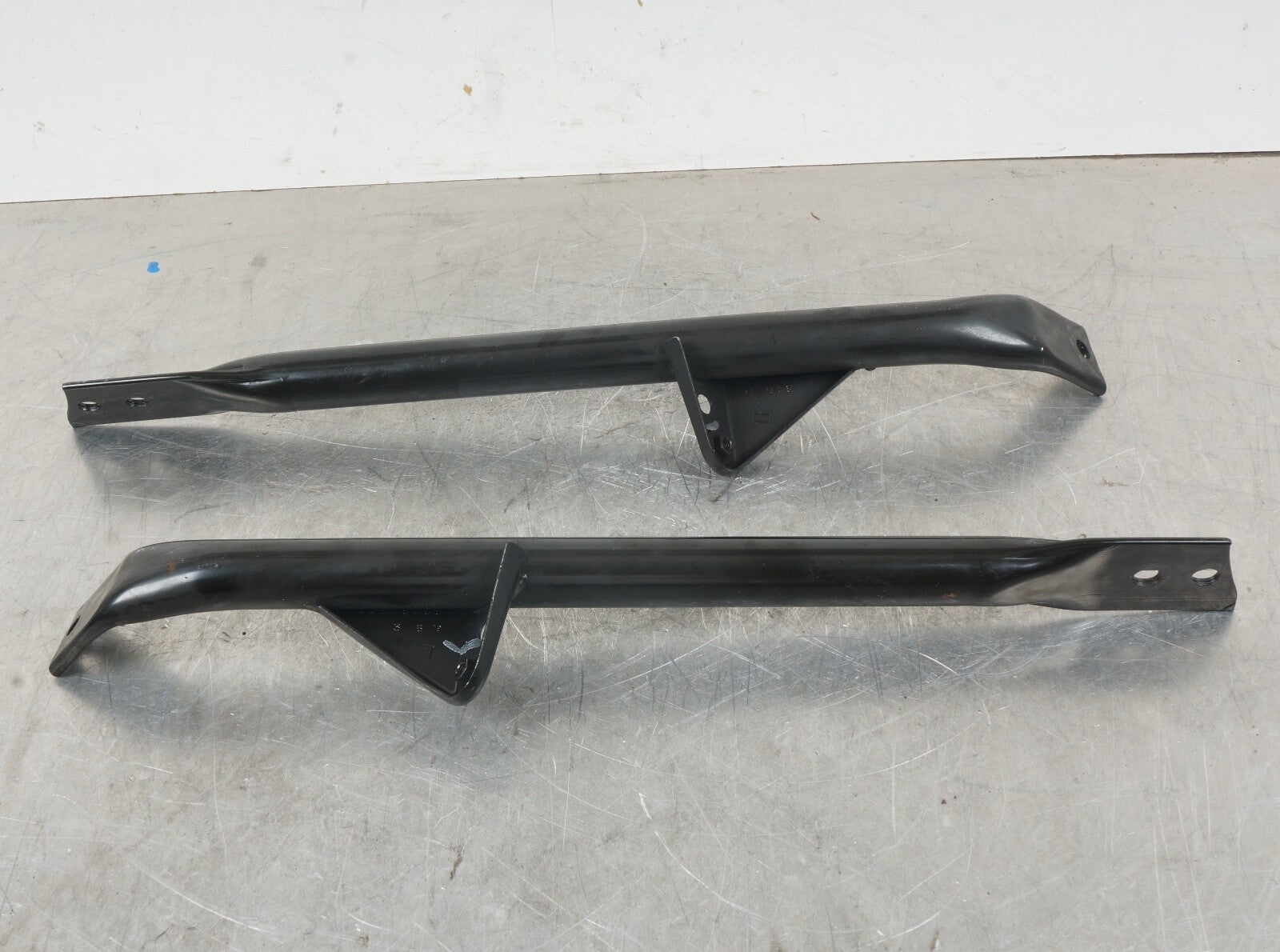 2020-2023 CADILLAC CT4 FRONT RIGHT LEFT BRACE SUPPORT BRACKET MOUNT OEM