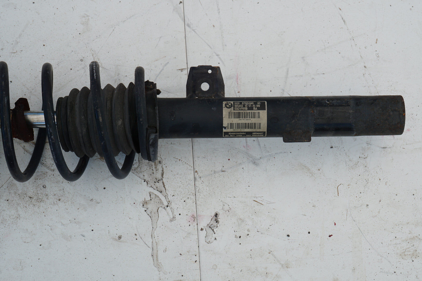 2009 - 2013 BMW 335i 328i E93 FRONT RIGHT PASS SIDE SHOCK STRUT & SPRING OEM