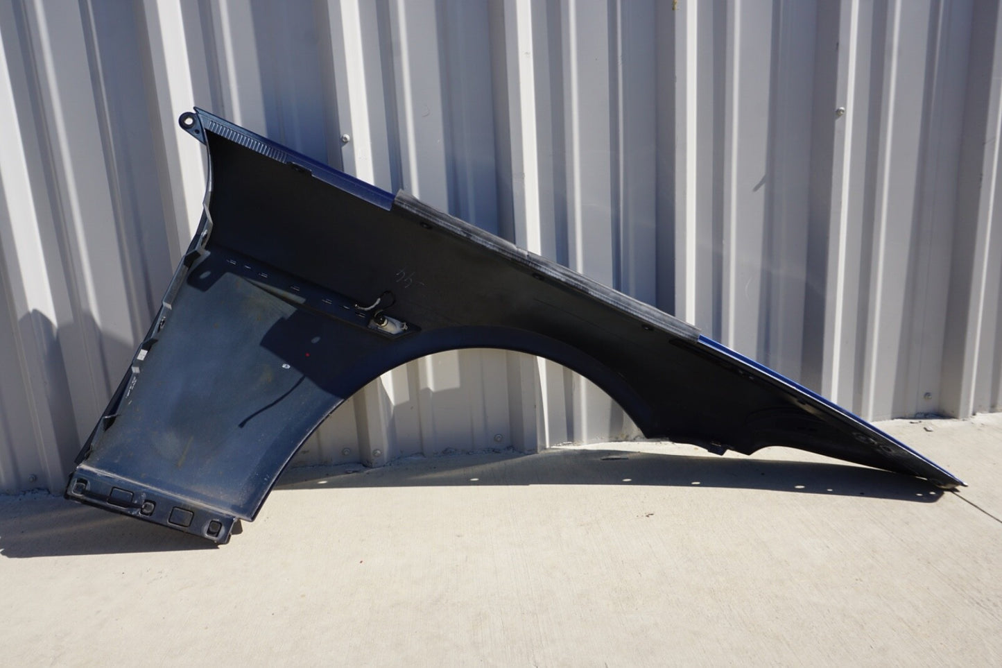 04-10 OEM BMW E63 E64 645 650 M6 Front Left Driver Side Fender Panel