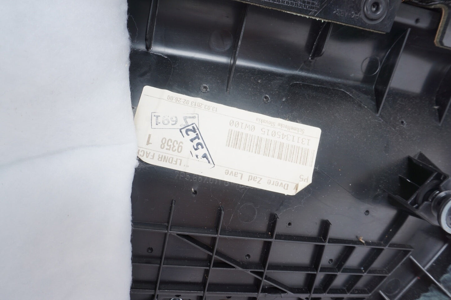 2011-2018 Porsche Cayenne Rear Left Door Panel Driver Beige