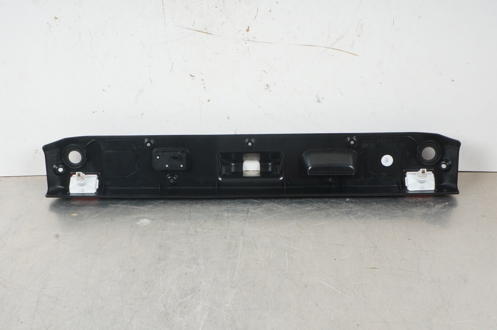 07-14 Mercedes W216 CL63 AMG CL550 Trunk Lid Trim Panel Cover Molding OEM