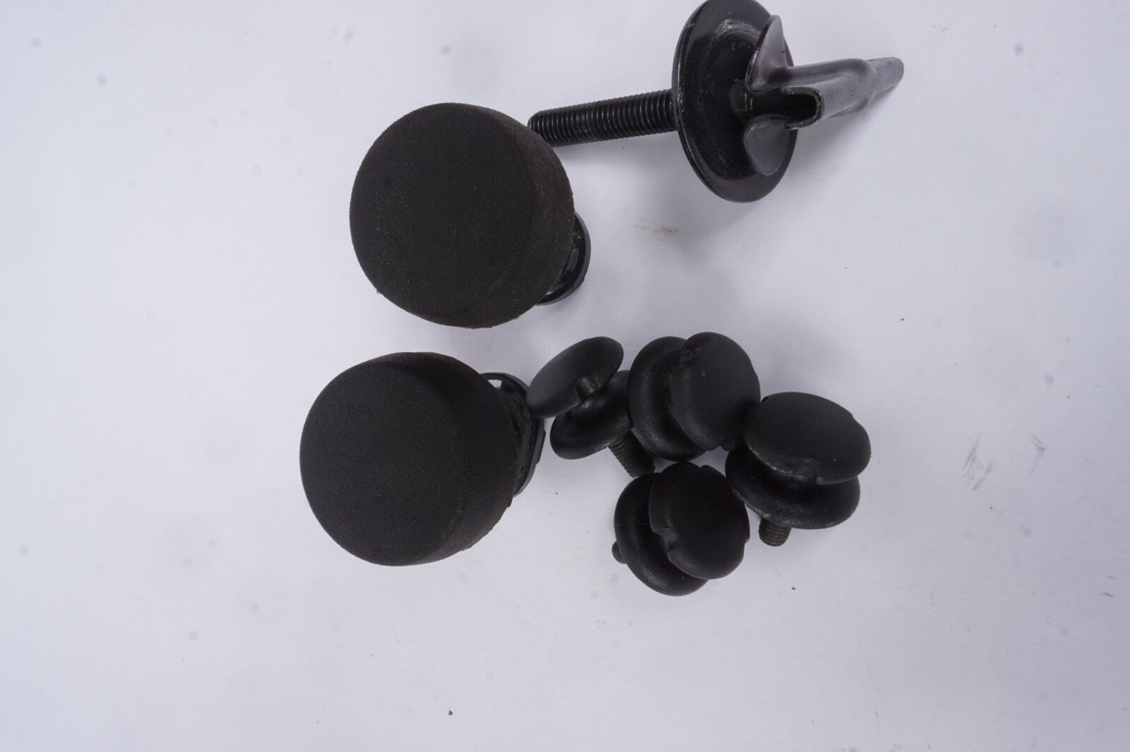 2018-2020 HONDA ODYSSEY RIGHT OR LEFT TRUNK QUARTER PANEL COVER CLIP CAP OEM