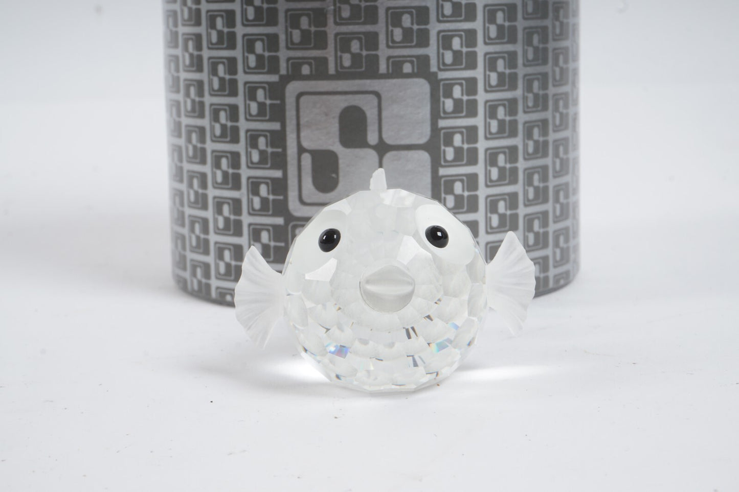Vintage Swarovski Silver Crystal Blowfish (Art.7644NR041000) Figurine 