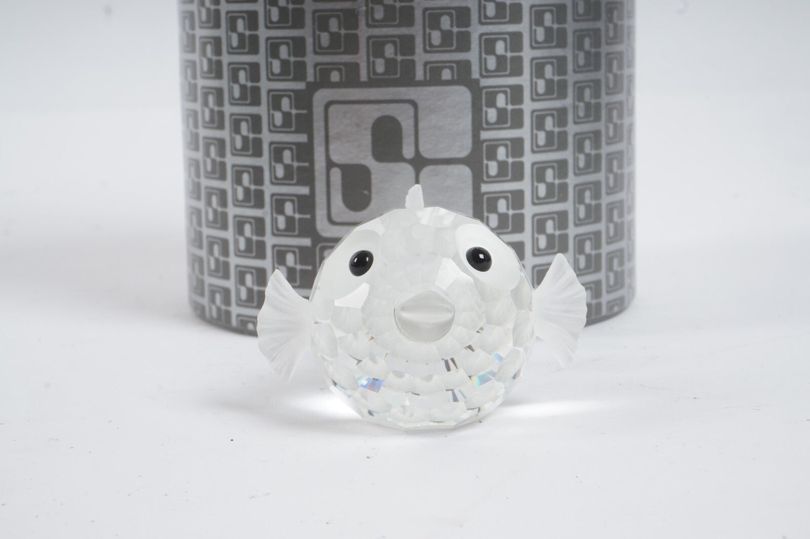 Vintage Swarovski Silver Crystal Blowfish (Art.7644NR041000) Figurine 