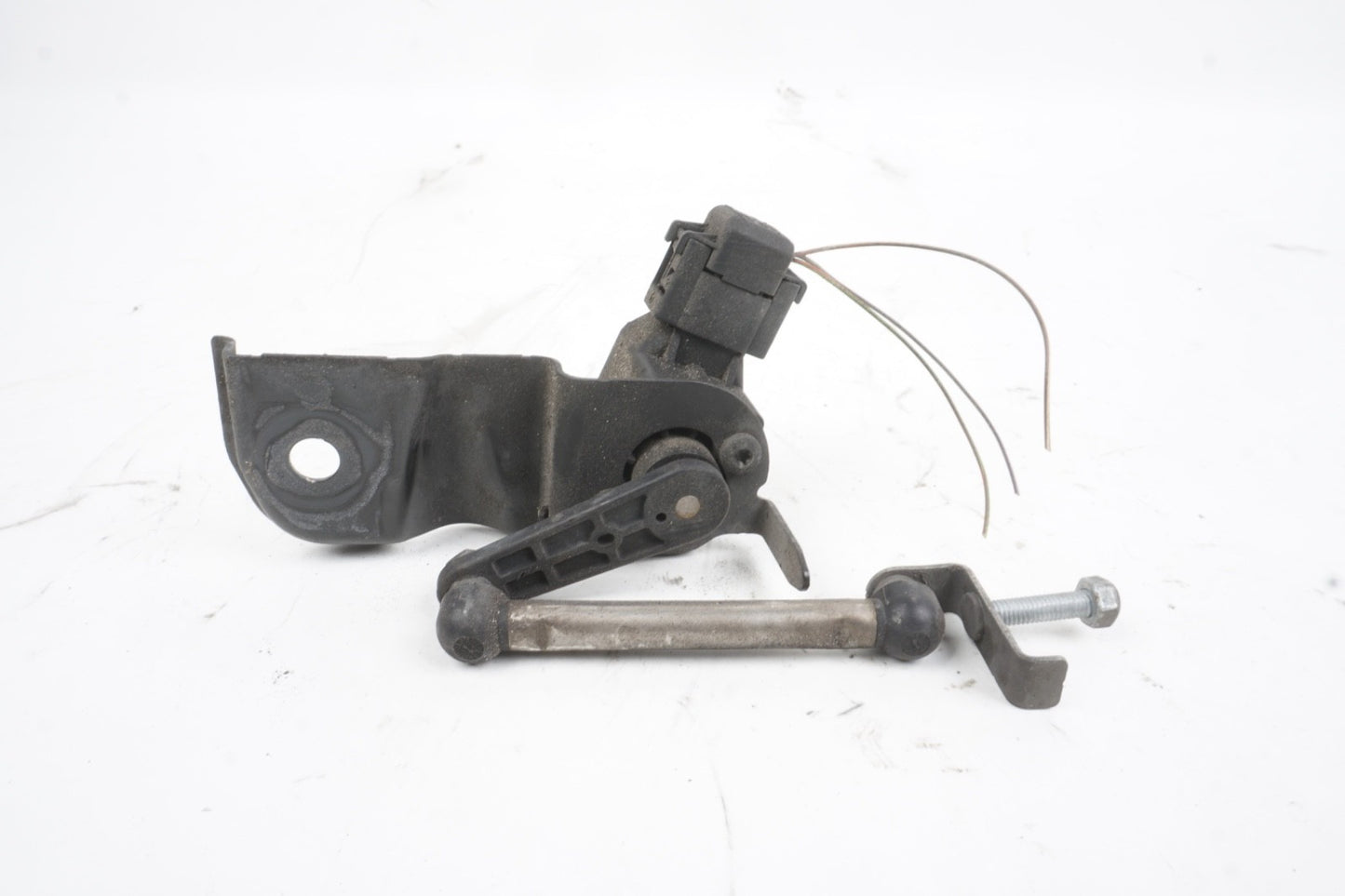 07-14 Mercedes W221 S550 CL63 Suspension Level Hight Sensor 0105427717 OEM