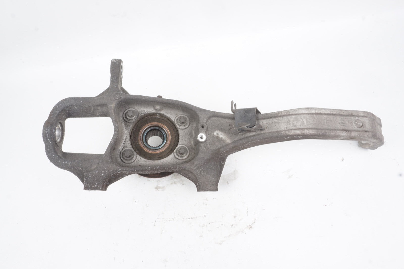 2014 - 2019 MASERATI GHIBLI Q4 Front Left Driver Side Spindle Knuckle Wheel Hub